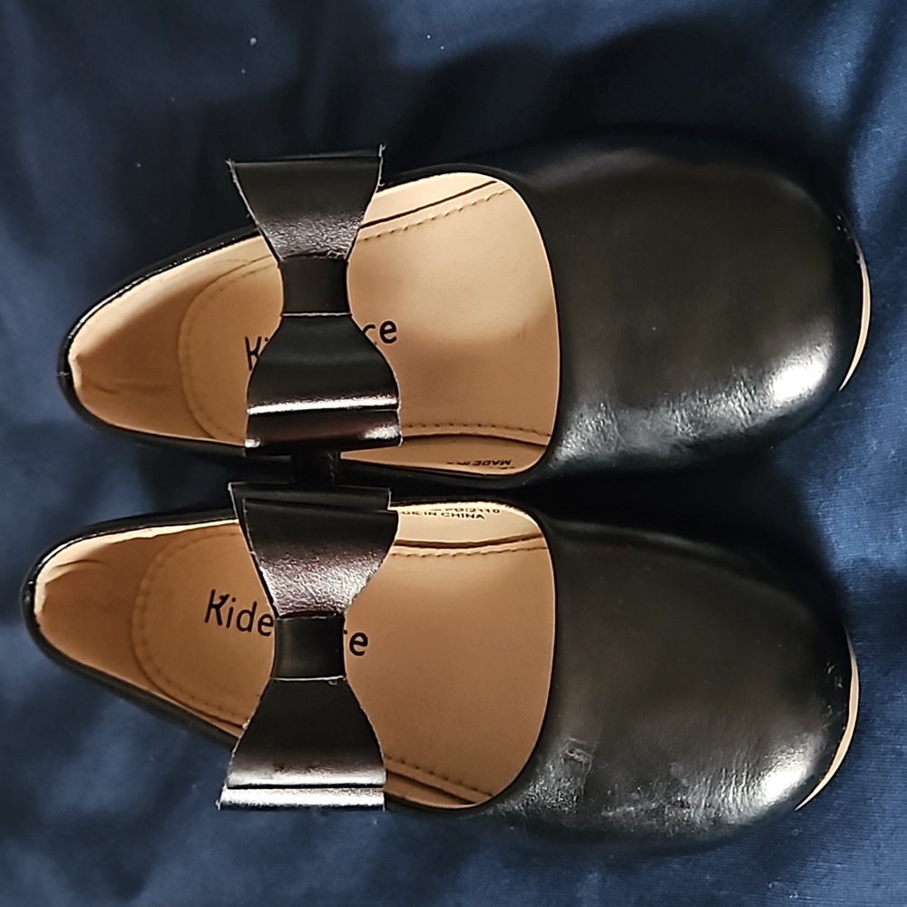 Blk dress shoes